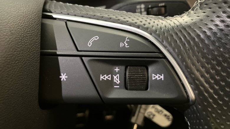 Audi Q3 35 TFSI S Line 5dr S Tronic Petrol Estate